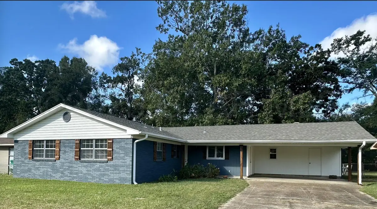 709 Emerald, Columbus, MS 39702 - #1
