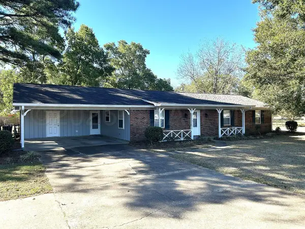 3595 New Hope, Columbus, MS 39702