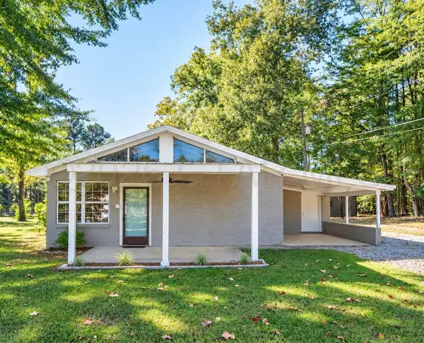 520 Hickory, Starkville, MS 39759
