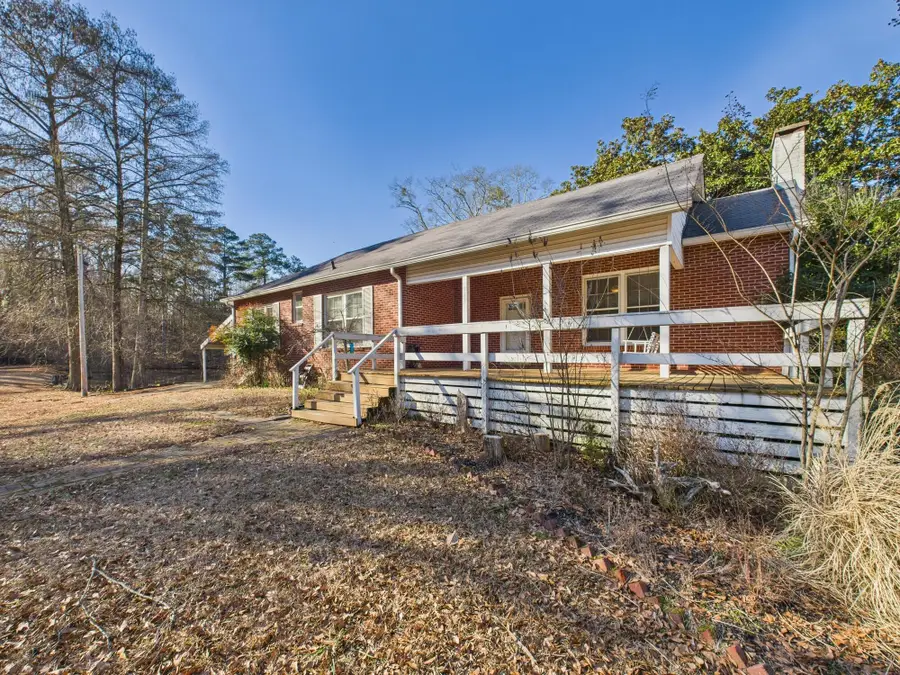 520 Television Rd, Columbus, MS 39705 - #2