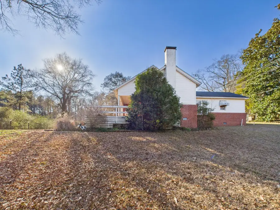 520 Television Rd, Columbus, MS 39705 - #3