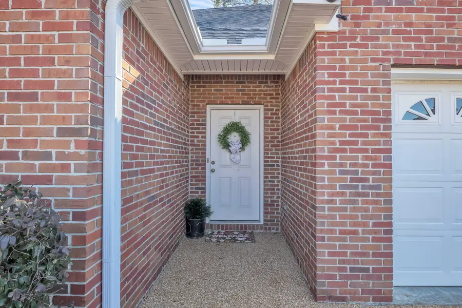 108 King Richard Rd, Starkville, MS 39759 - #2