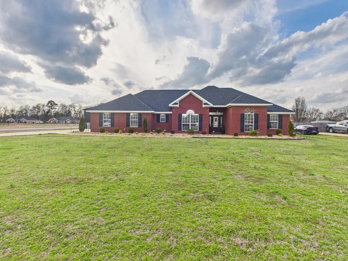 406 Pleasant Hill, Columbus, MS 39702 - #1