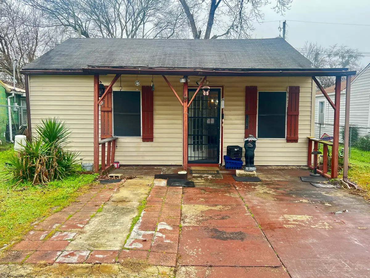 811 22nd St, Columbus, MS 39701 - Image #1