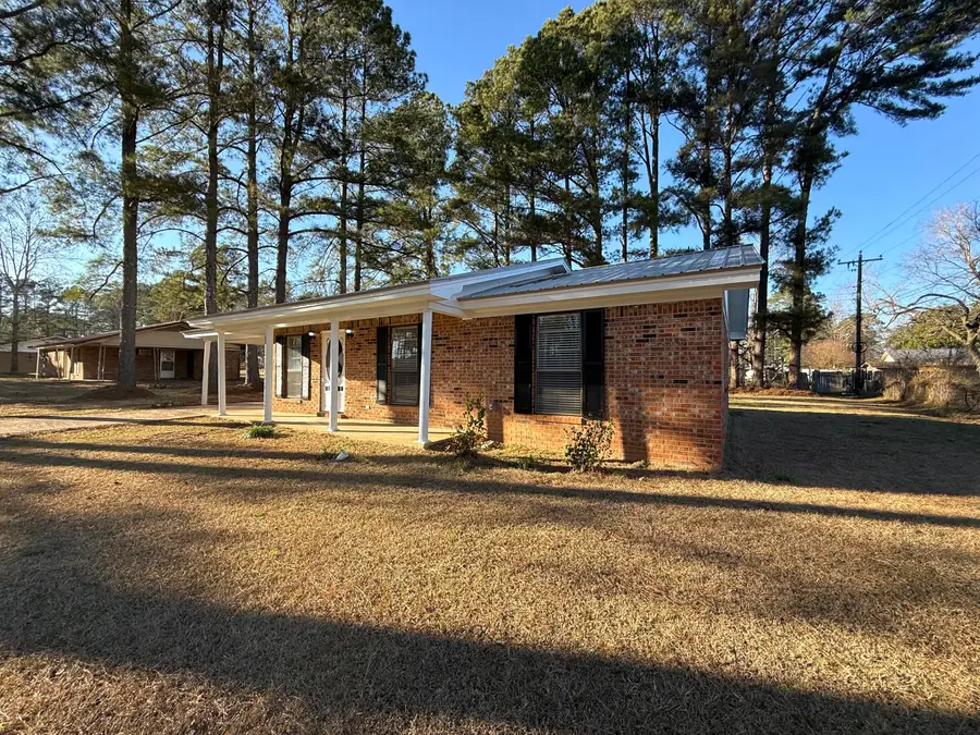 113 E Pecan Ave, Eupora, MS 39744 - #2