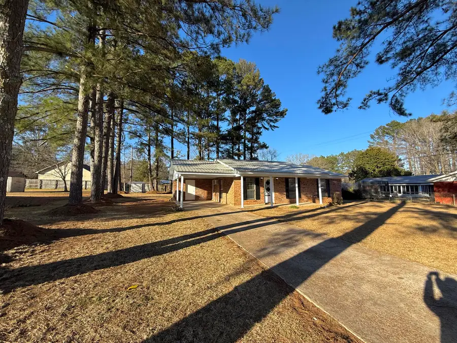 113 E Pecan Ave, Eupora, MS 39744 - #3