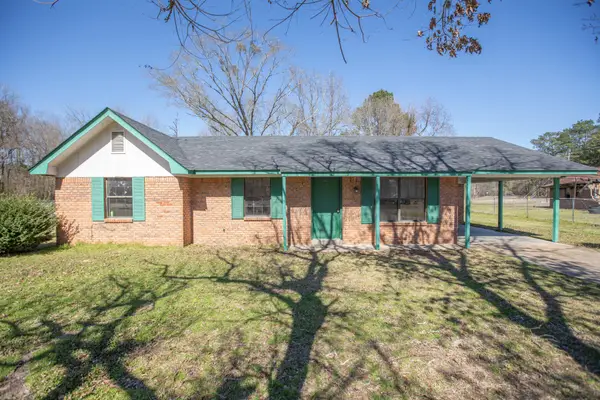30 Military Chapel Ln, Steens, MS 39766