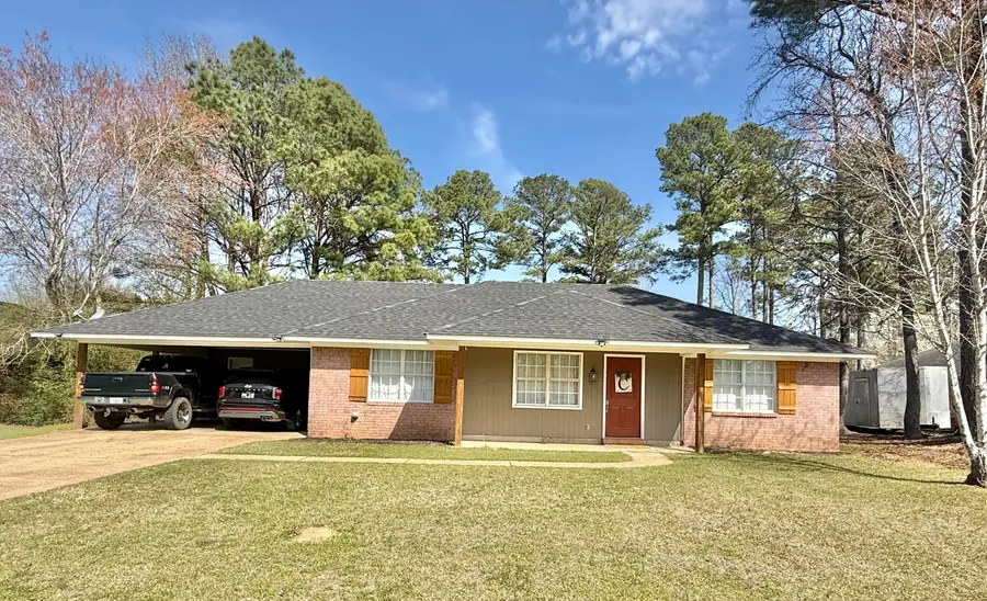 611 Thornton, Columbus, MS 39702 - #2