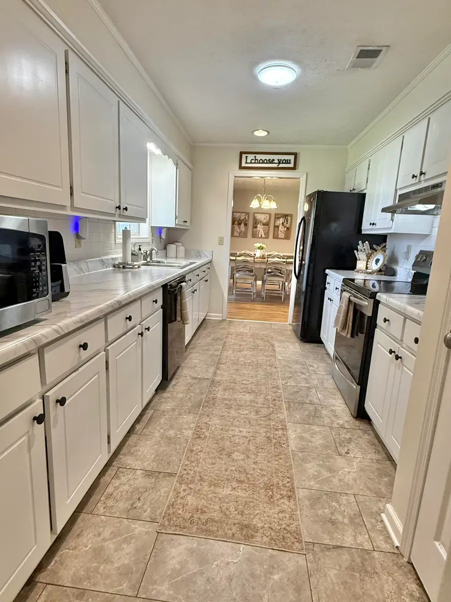 611 Thornton, Columbus, MS 39702 - #3