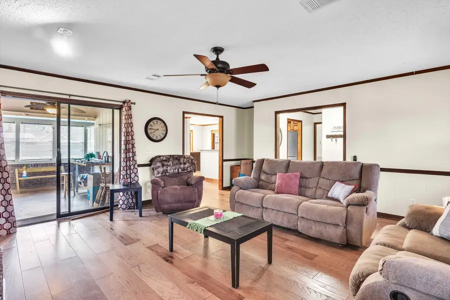 415 Justin Cir, Columbus, MS 39705 - #3