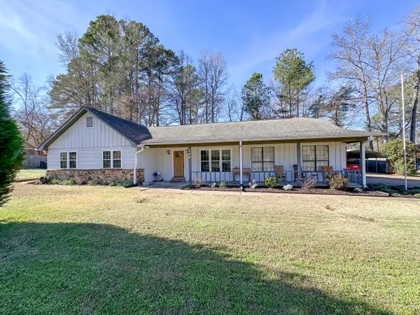 288 Aileen Dr, Columbus, MS 39705
