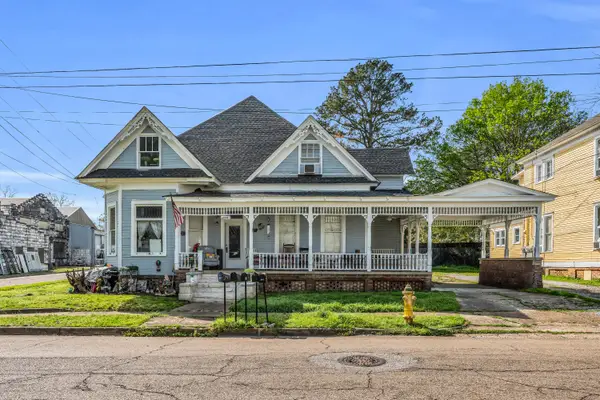 624 4th, Columbus, MS 39701