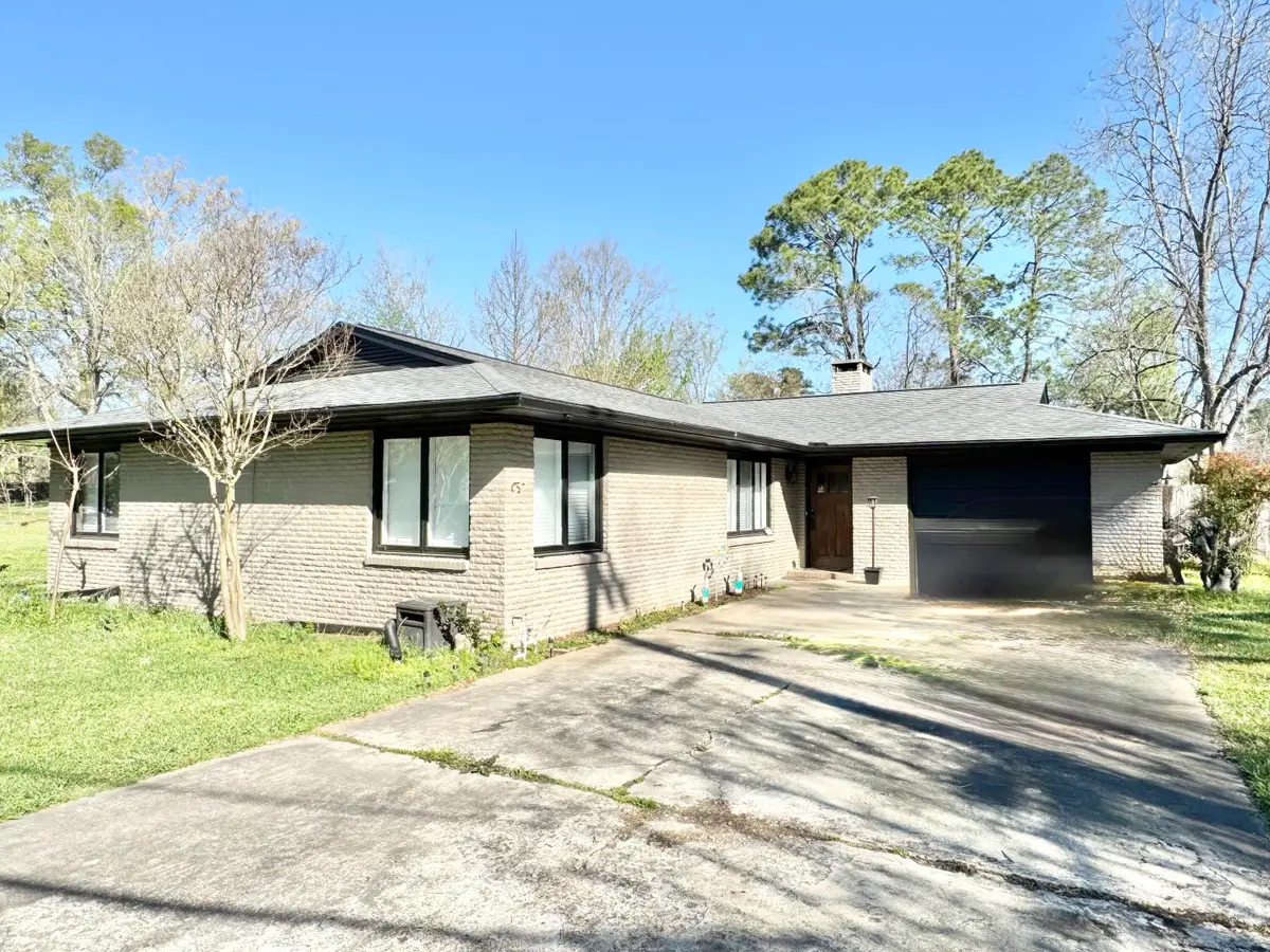 913 E Westbrook, West Point, MS 39773 - #1