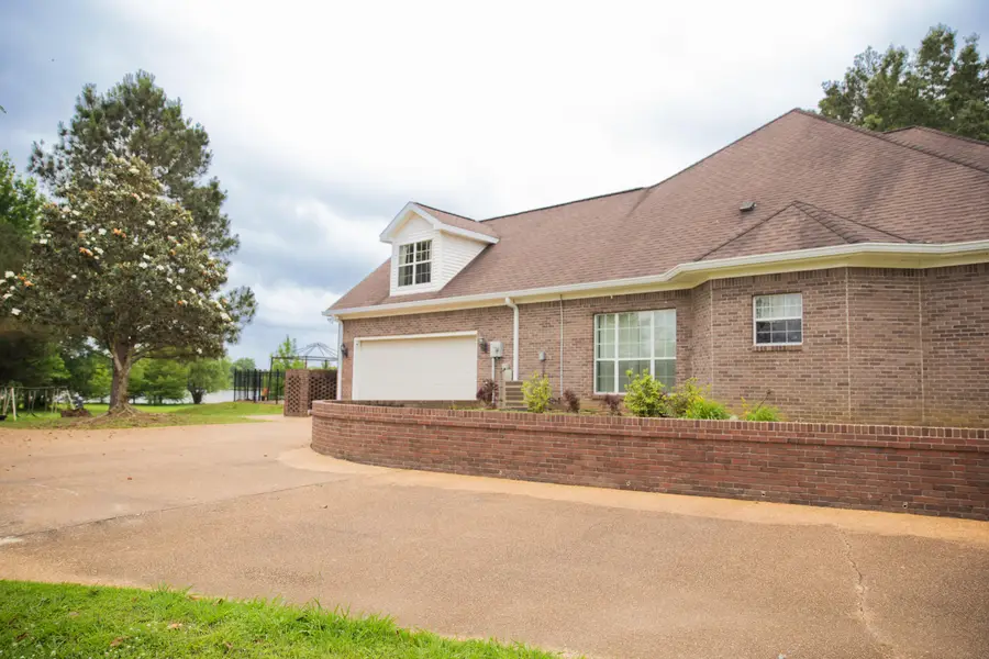 1103 Steele, Starkville, MS 39759 - #2