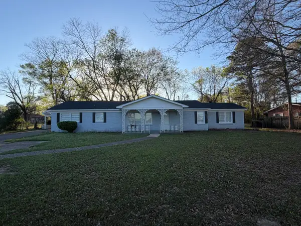 1420 9th, Columbus, MS 39701