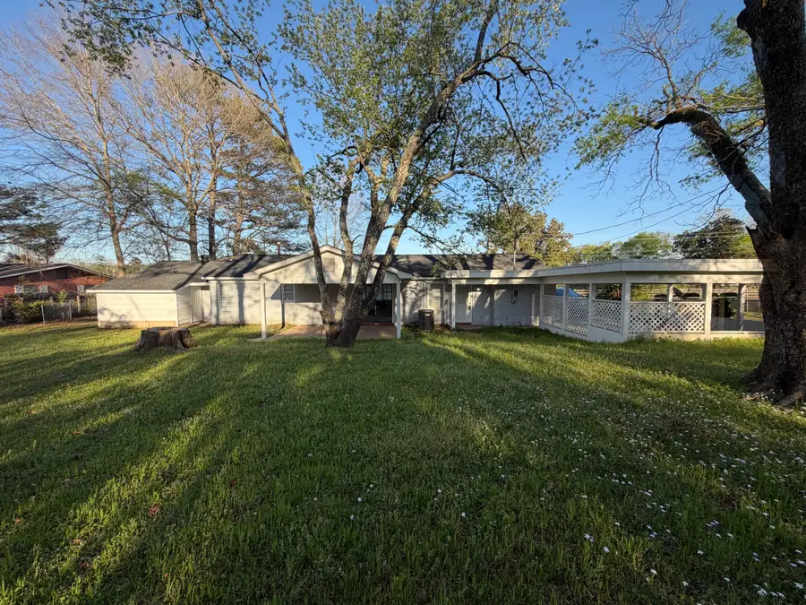 1420 9th, Columbus, MS 39701 - #2