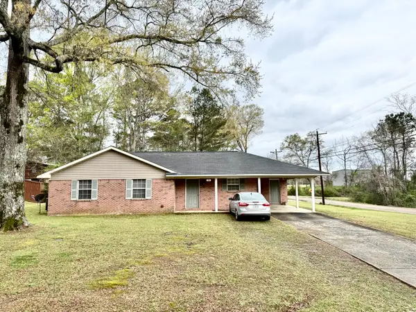 16 Jenny Ln, Columbus, MS 39702