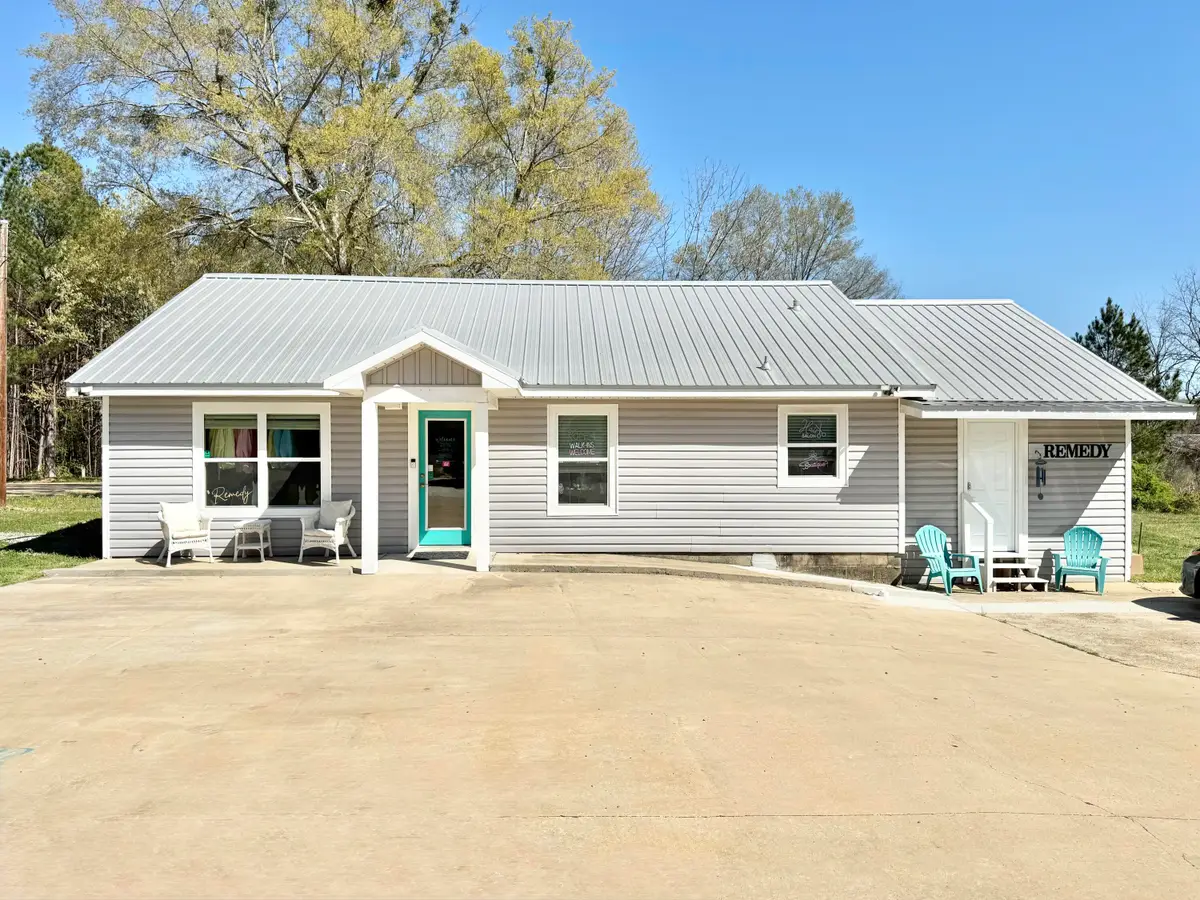 7508 Highway 45 Alternate, West Point, MS 39773 - #1
