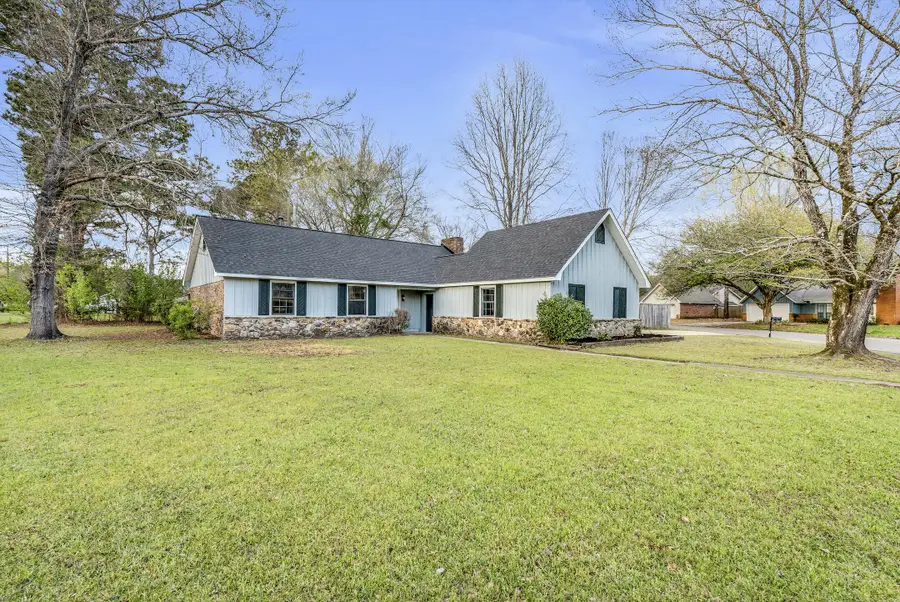 3211 John Hancock Drive, Columbus, MS 39705 - #2