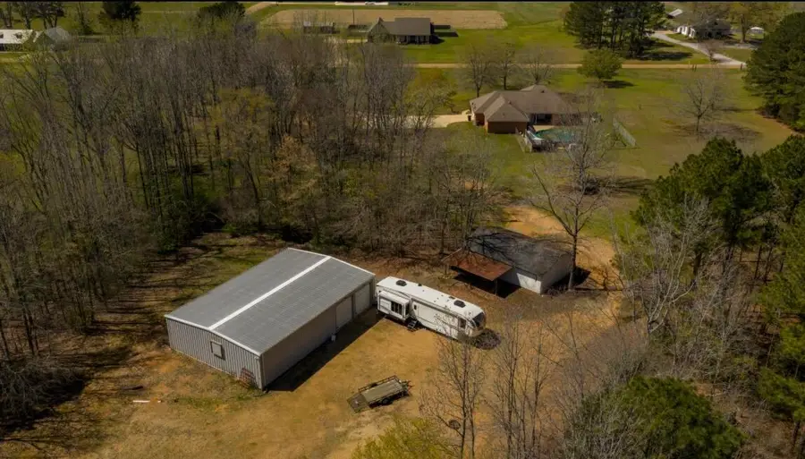 1110 Dodson, Caledonia, MS 39740 - #2