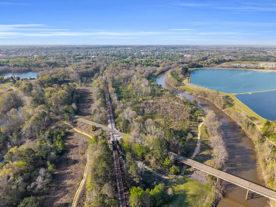 1076 S Pickensville Rd, Columbus, MS 39702 - #2