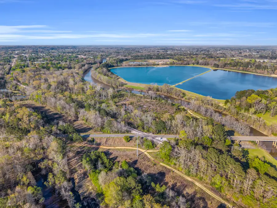 1076 S Pickensville Rd, Columbus, MS 39702 - #3