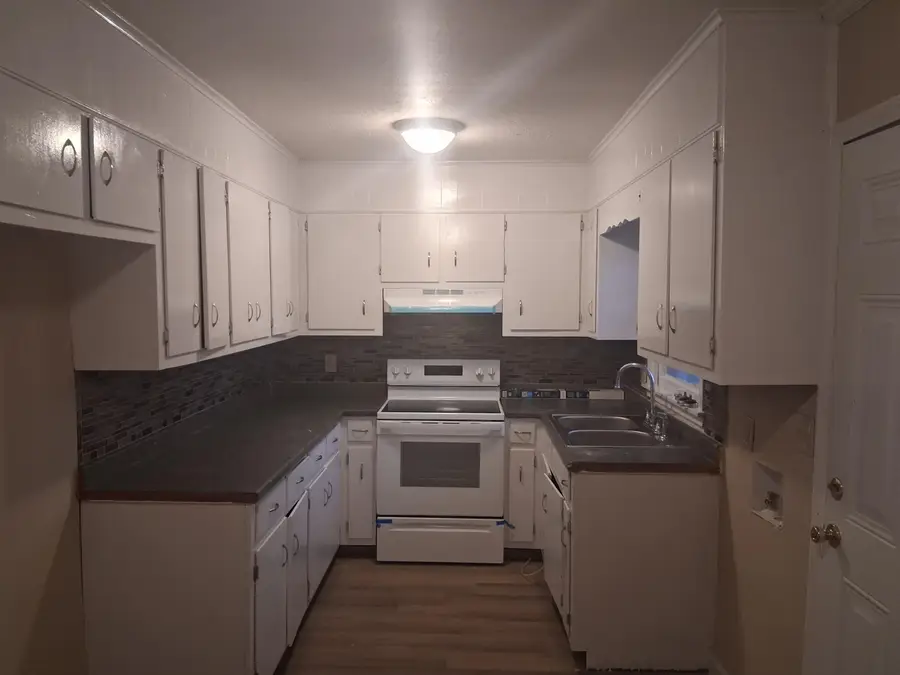 119 Maple, Columbus, MS 39702 - #3