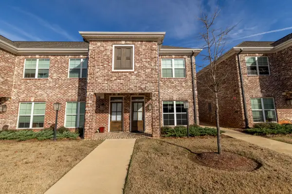 111 Guest Dr, Unit 705, Starkville, MS 39759