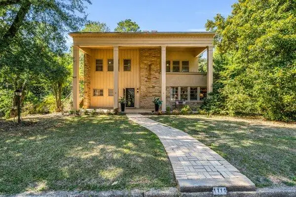 1111 N 12th, Columbus, MS 39701 - #1