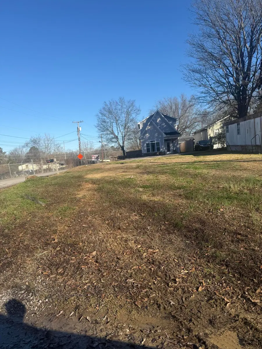 610 W Main St, Starkville, MS 39759 - Image #2