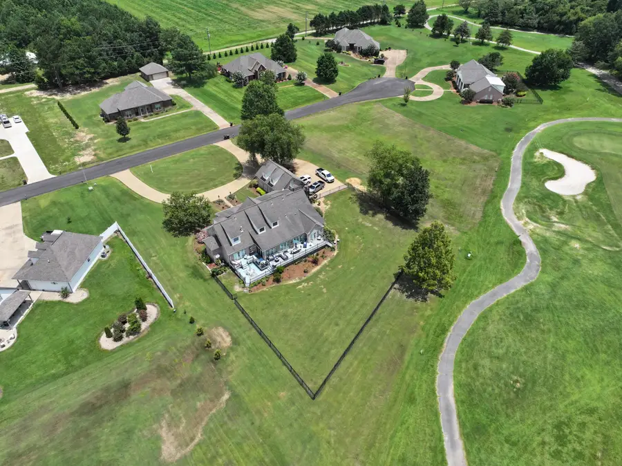 60054 Birchwood Ln, Amory, MS 38821 - Image #2