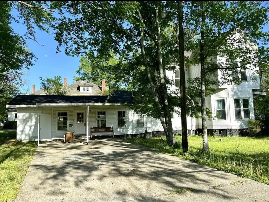 27045 E Main, West Point, MS 39773 - #3