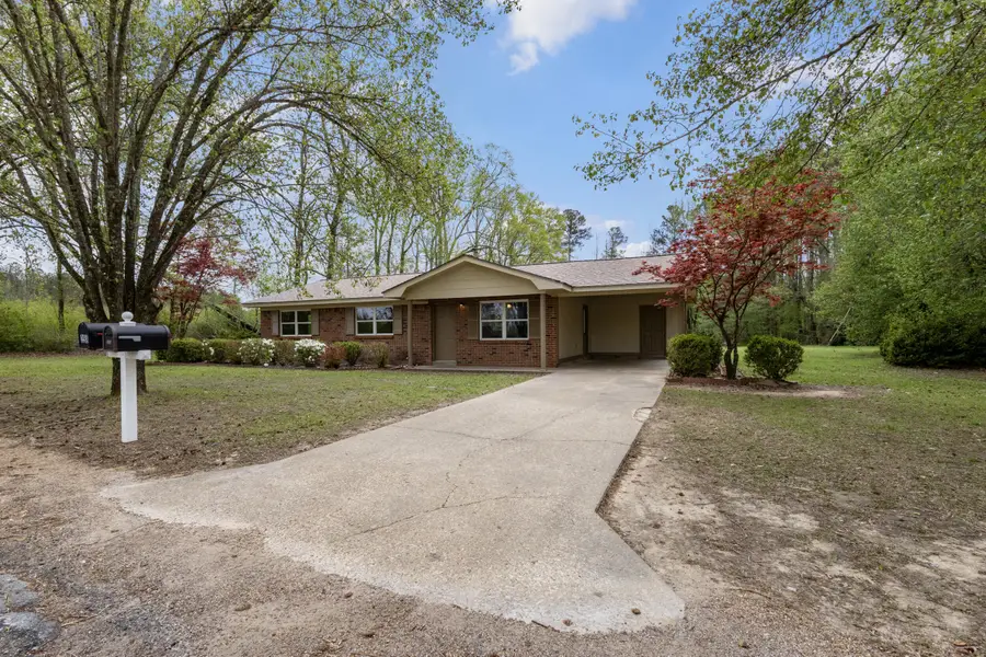 305 Mccully, Columbus, MS 39702 - #2