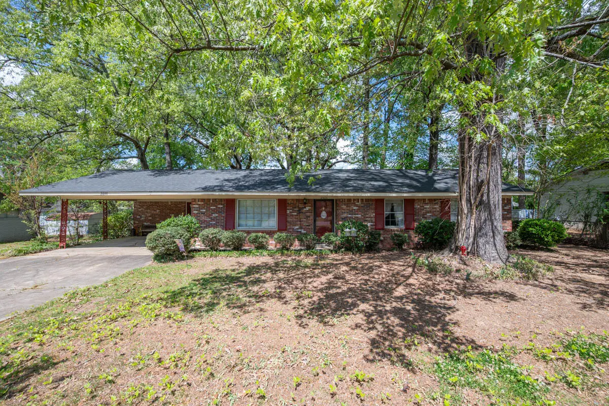2600 Pin Oak, Starkville, MS 39759 - #1