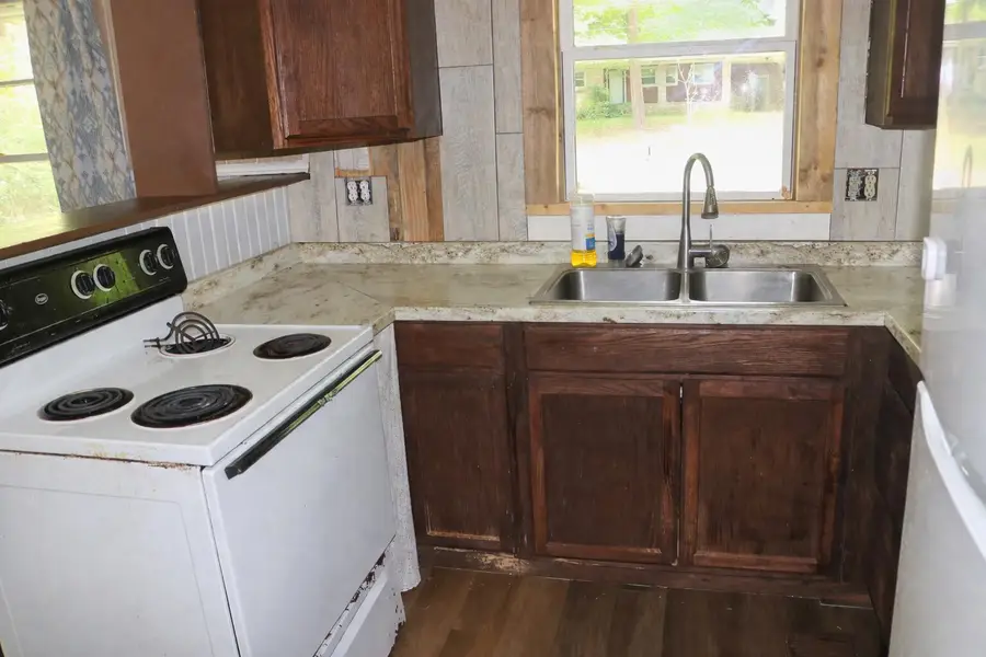 606 Lakeview, Starkville, MS 39759 - #3