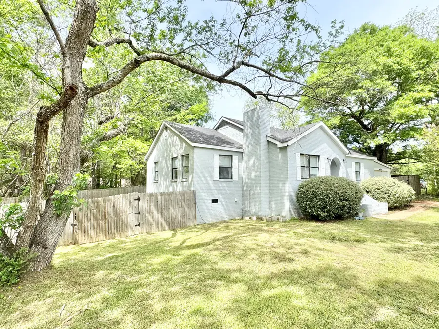 3865 Military, Columbus, MS 39705 - #2