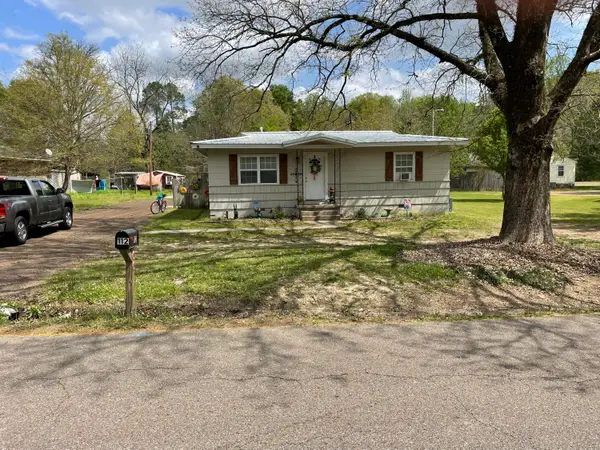 112 Meadow Hill, West Point, MS 39773