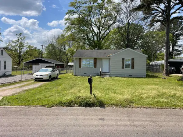 229 Clark, West Point, MS 39773