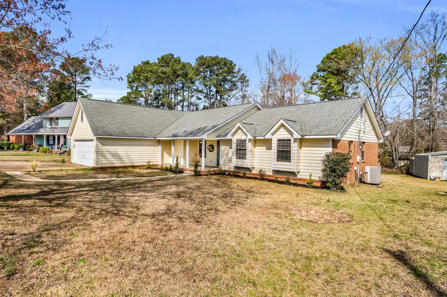 139 Lakeover, Columbus, MS 39702 - #2