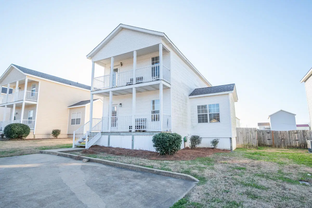 212 John Wesley Dr, Starkville, MS 39759 - Image #1