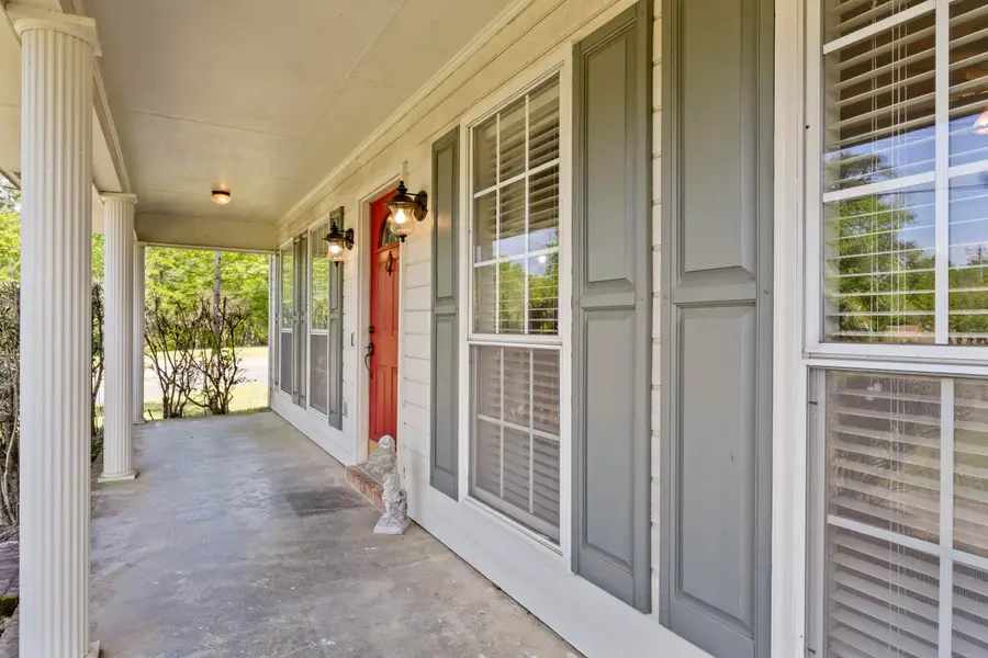 190 Lakeover, Columbus, MS 39702 - #3