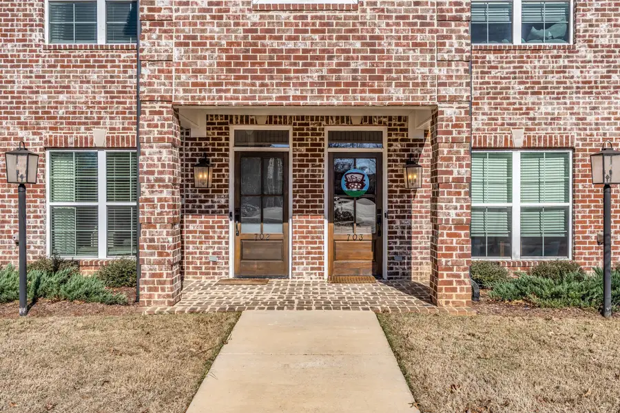 111 Guest Dr #702, Starkville, MS 39759 - Image #2