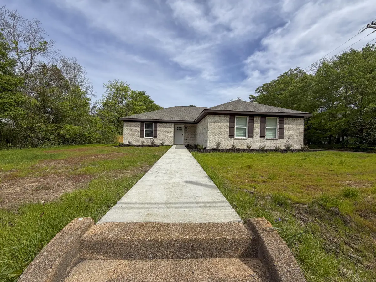 205 Jefferson, West Point, MS 39773 - #1