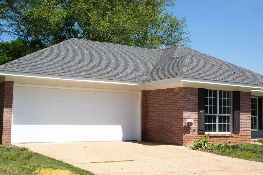 278 Thornton, Columbus, MS 39702 - #2