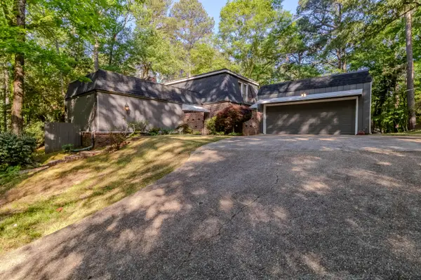 236 Davis Woods, Columbus, MS 39705