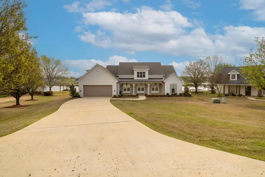 1334 W Lakeshore, Starkville, MS 39759 - #2