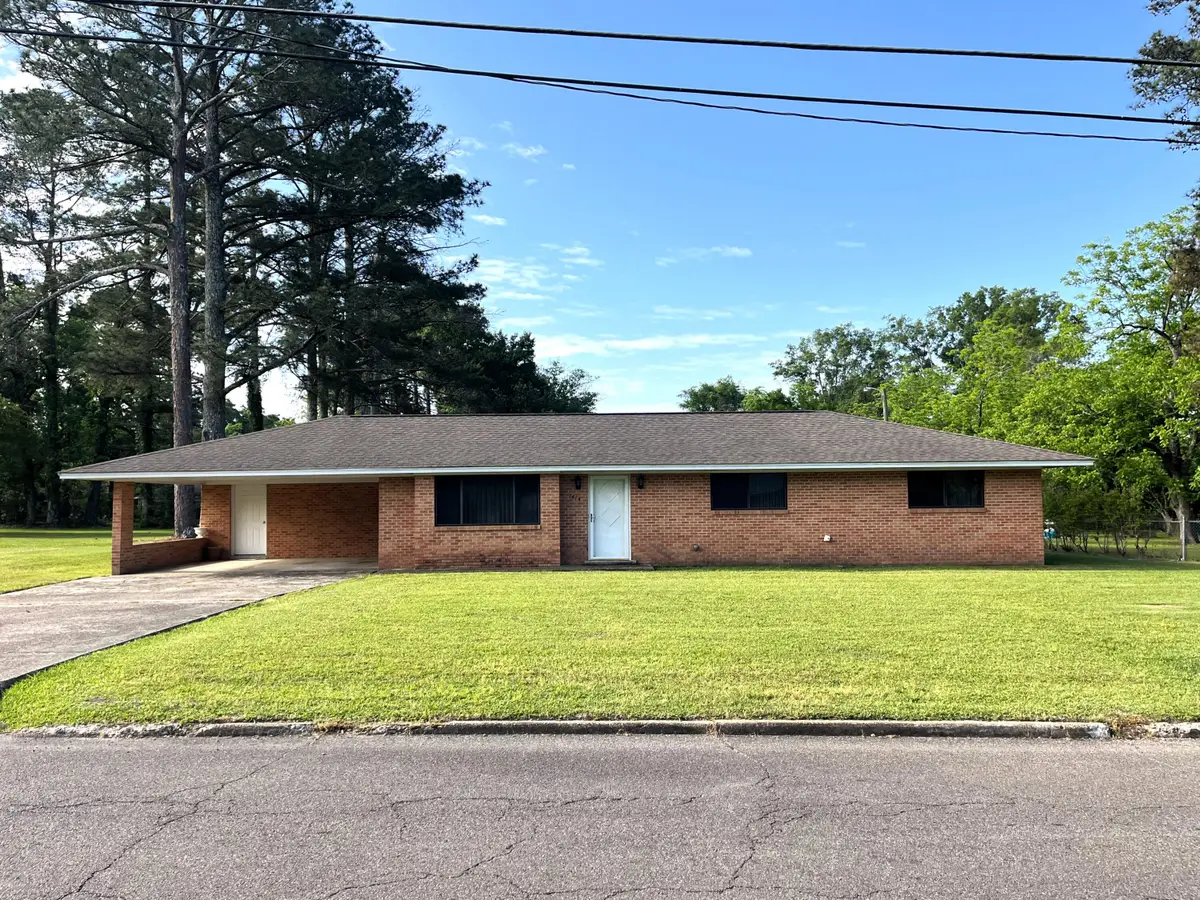1414 E Brame, West Point, MS 39773 - #1
