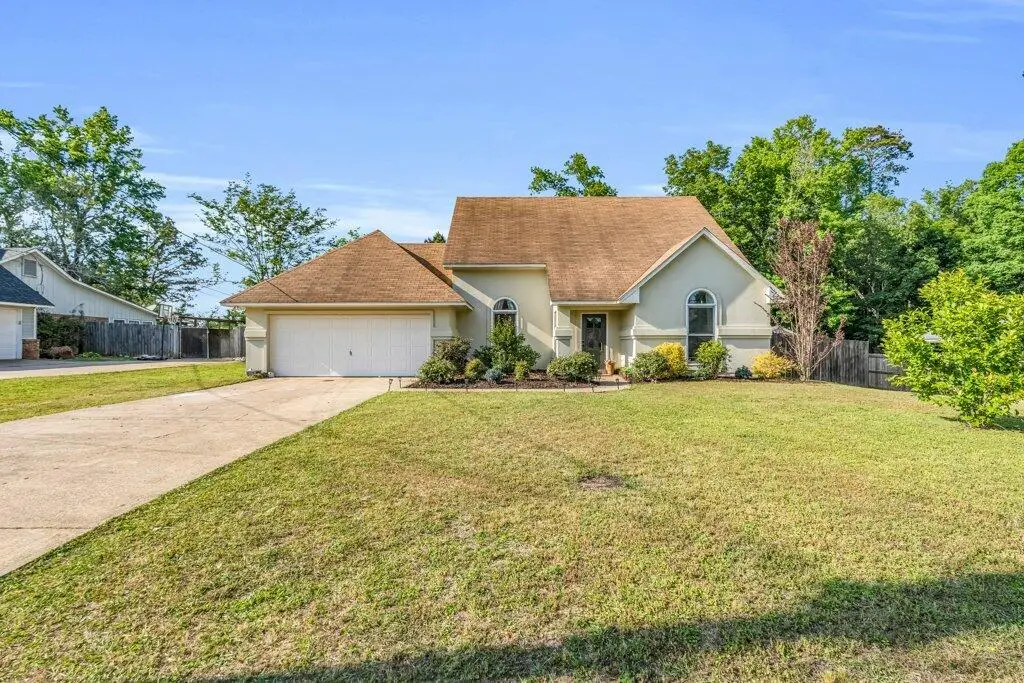 525 Lakeover, Columbus, MS 39702 - #1