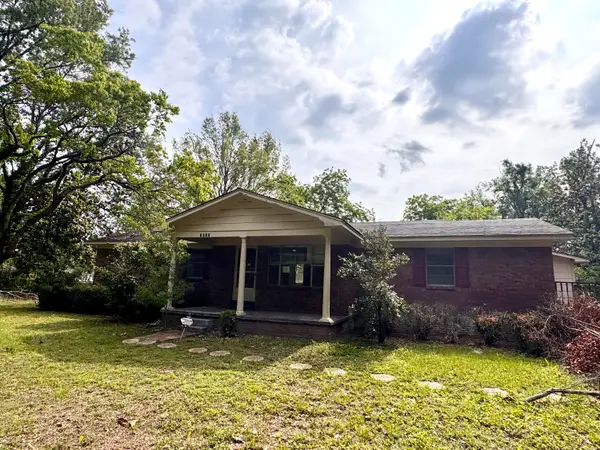 1004 Cypress, Greenwood, MS 38930