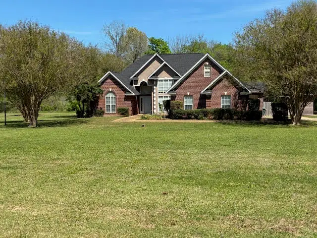 1420 Cedar Creek, Starkville, MS 39759 - #1